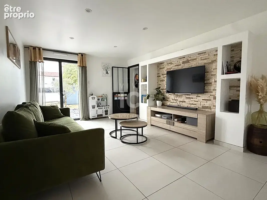 Photo Maison à Saint-Philbert-De-Grand-Lieu au prix de 310 000€