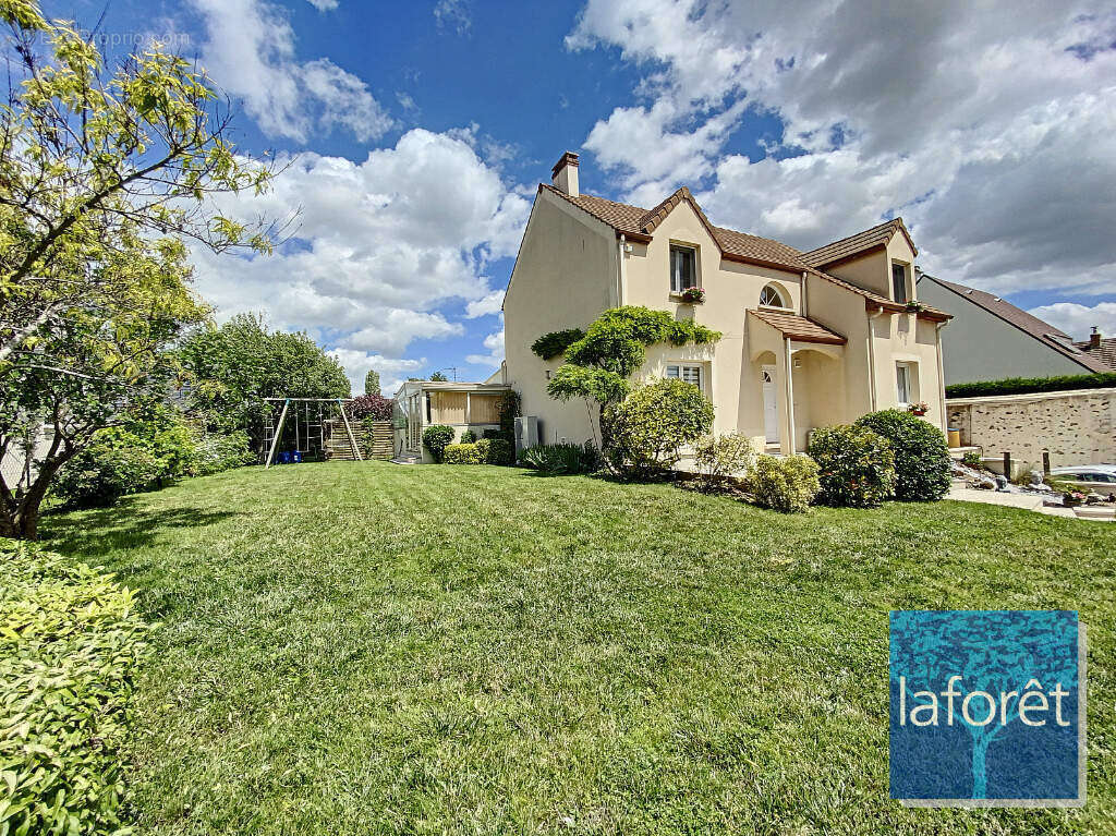 Maison à LEUVILLE-SUR-ORGE