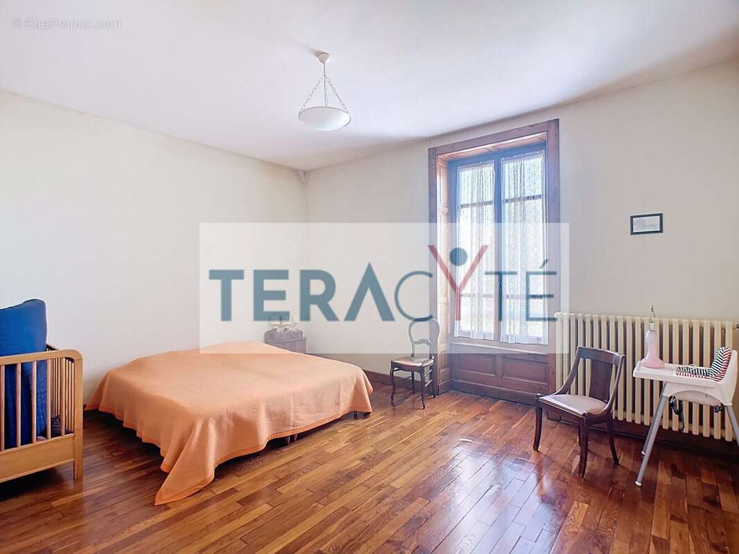 Appartement à VILLARS-LES-DOMBES