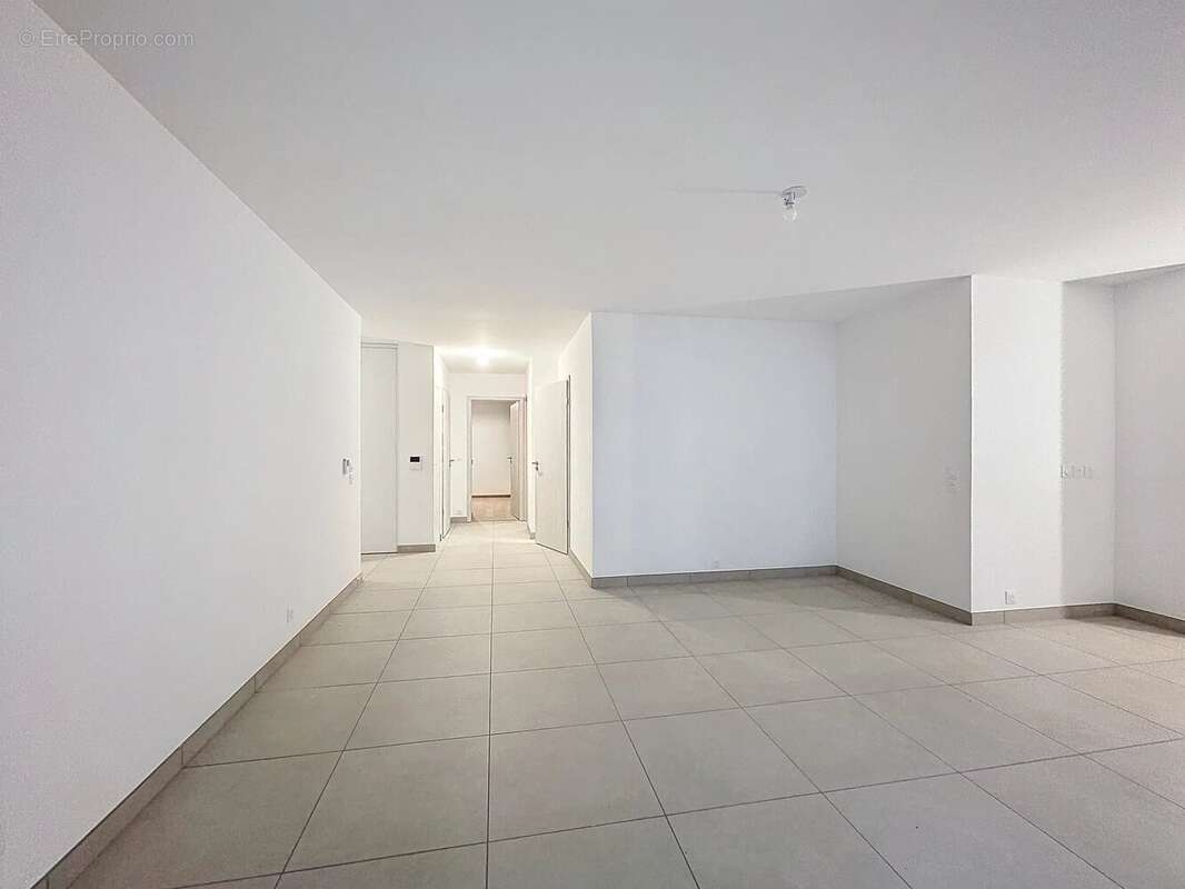 Appartement à EVIAN-LES-BAINS