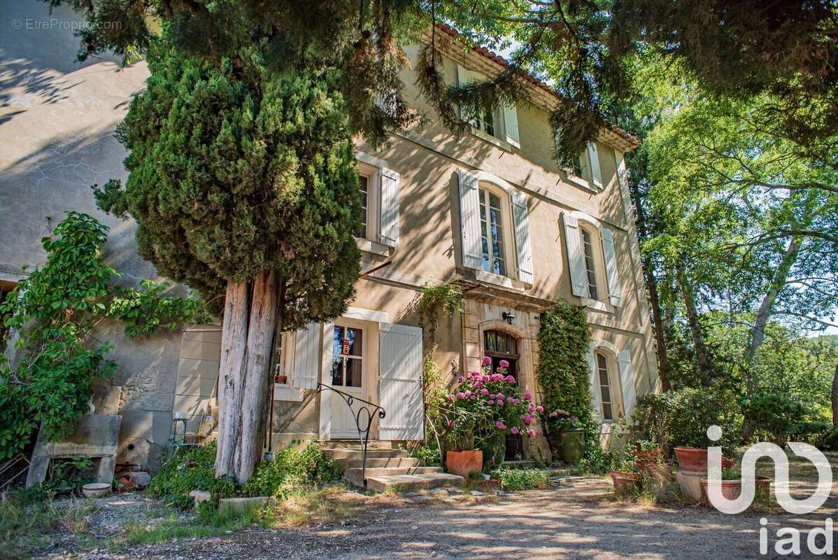Photo 4 - Maison à L'ISLE-SUR-LA-SORGUE
