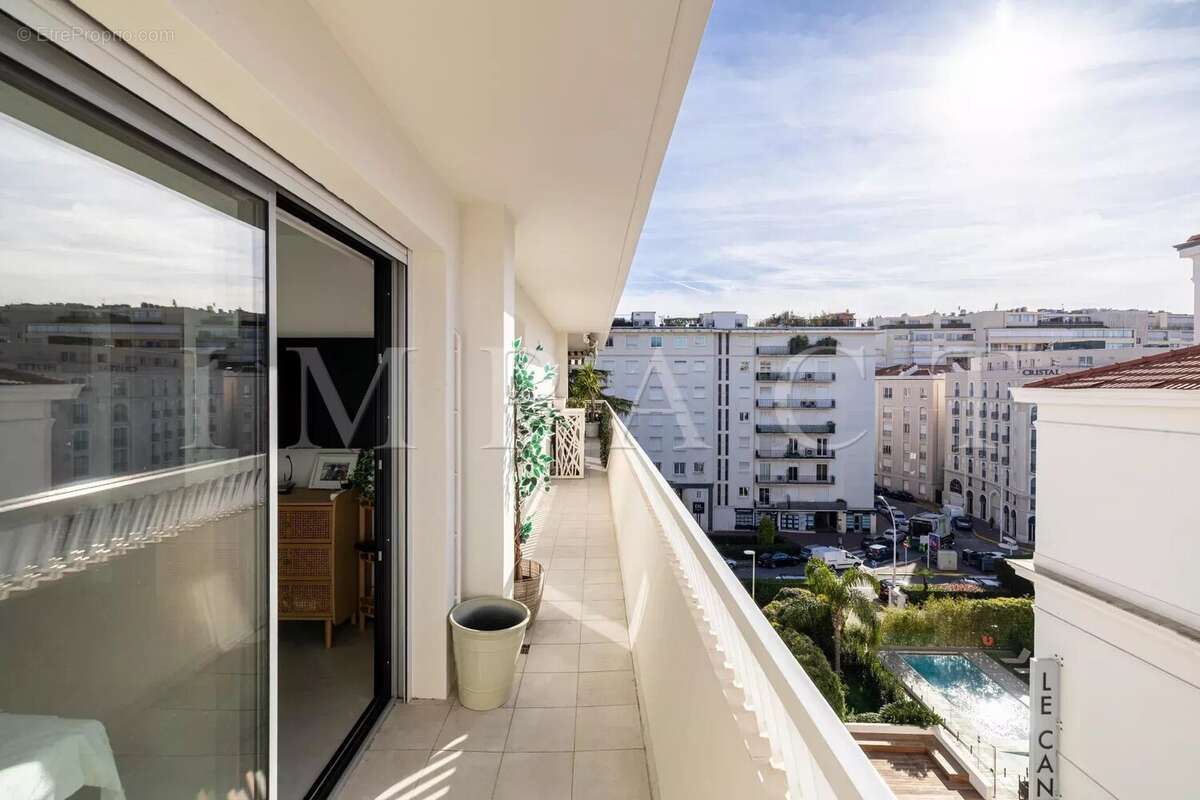 VENTE Appartement moderne à Cannes avec terrasse - photo 14