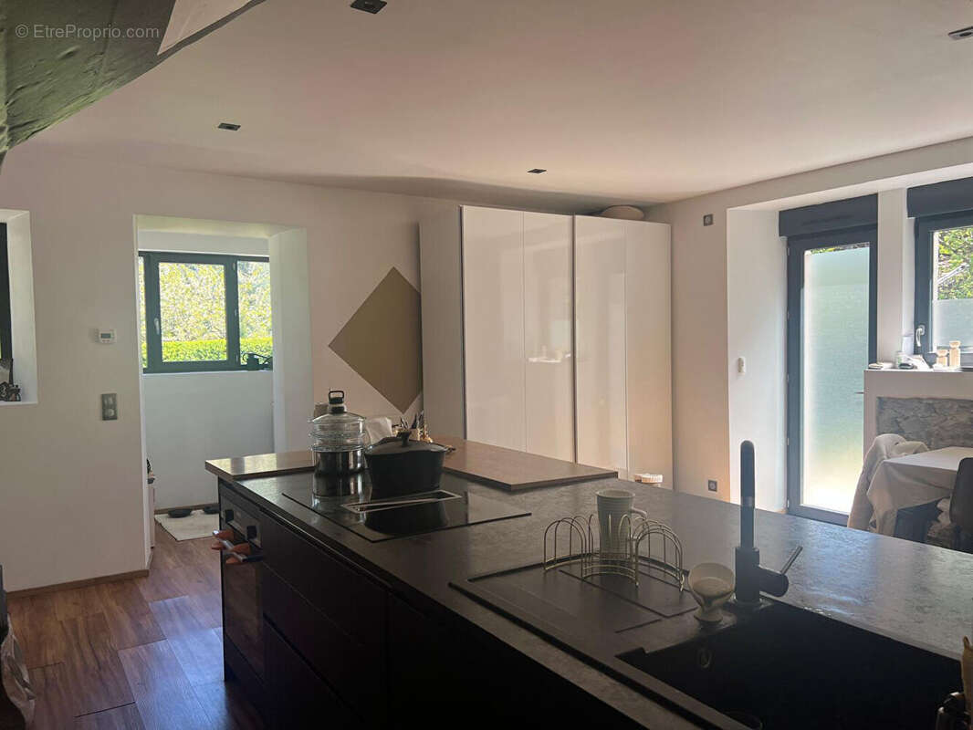 Maison 110 m² à Monnetier-Mornex  - photo 5