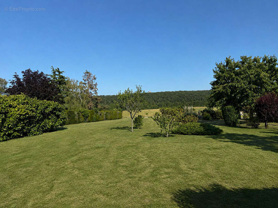 Terrain St Remy Sur Avre 1387 m2 - photo 2