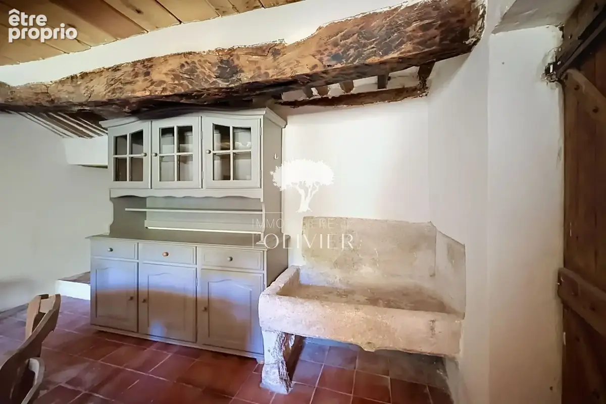 Maison 6 pièces 130 m² à vendre à Saint-Saturnin-Les-Apt (84490) - photo 4