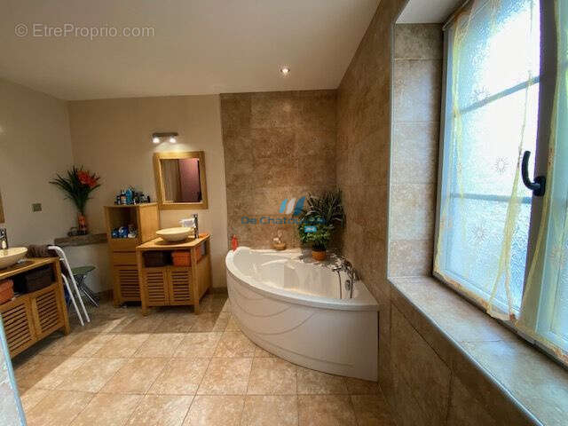 A  vendre bien d'exception,  maison de ville, la campagne en ultra centre - photo 6