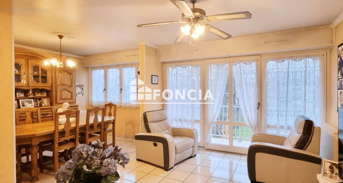 Appartement à LE PLESSIS-BOUCHARD