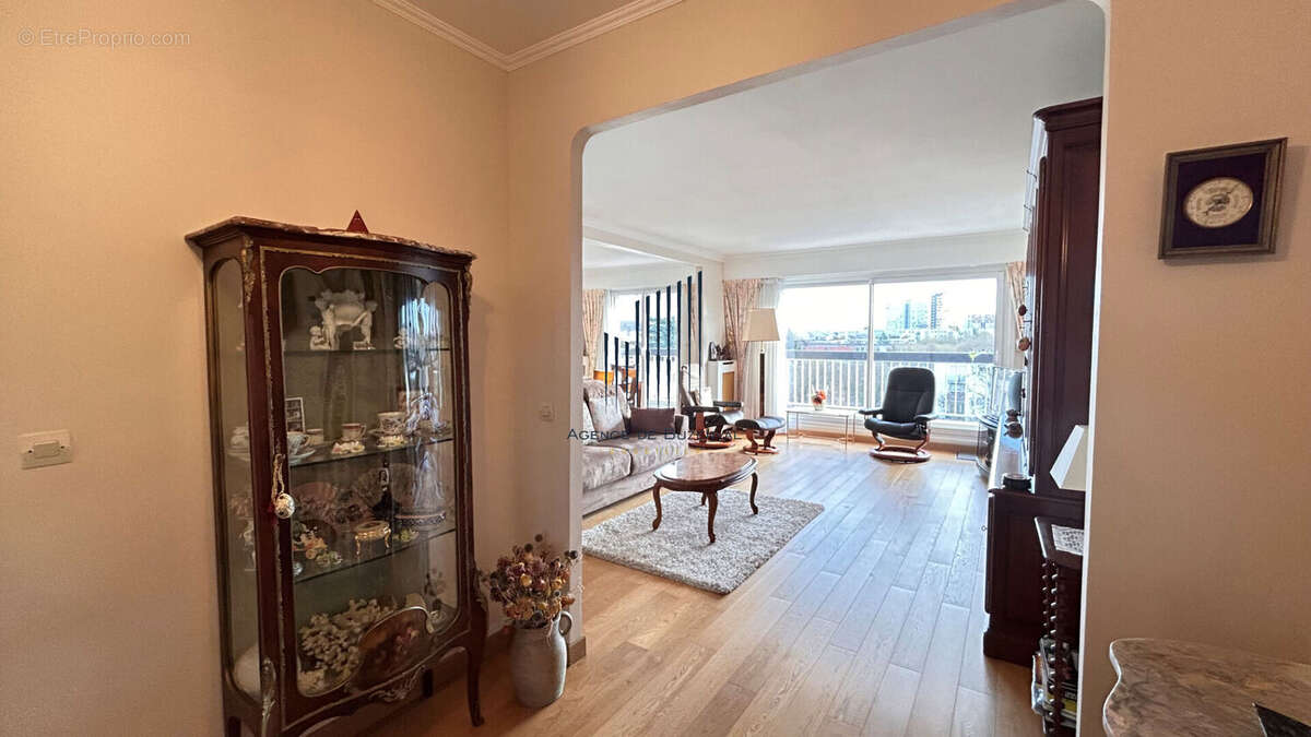 Appartement à RUEIL-MALMAISON