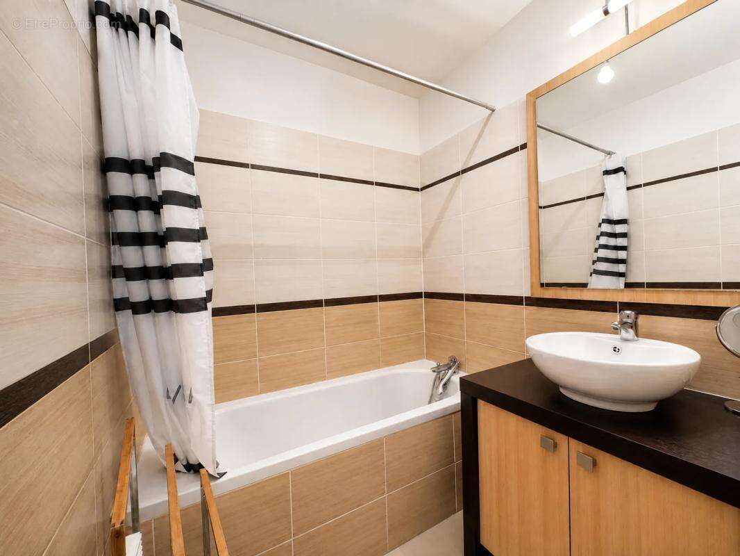 Appartement de 3 pièces de 47 m² à Fleury - photo 8