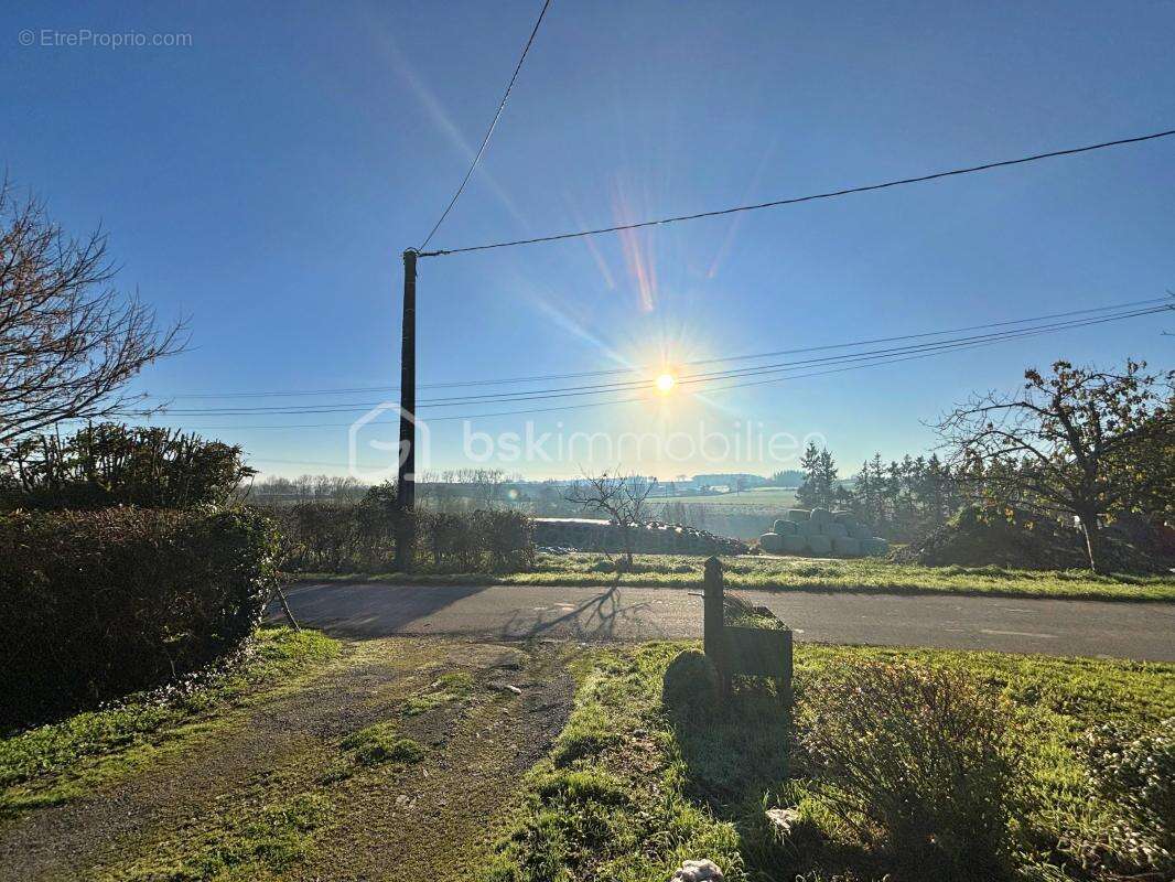 Maison à SAINT-MAURICE-DES-NOUES