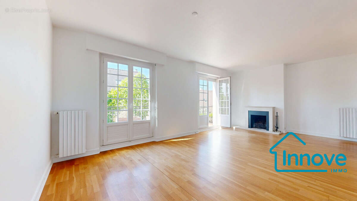 Appartement à NOISY-LE-ROI