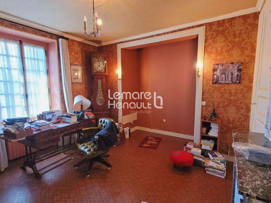 Belle maison ancienne sur 1730 m² de terrain clos-planté - photo 7