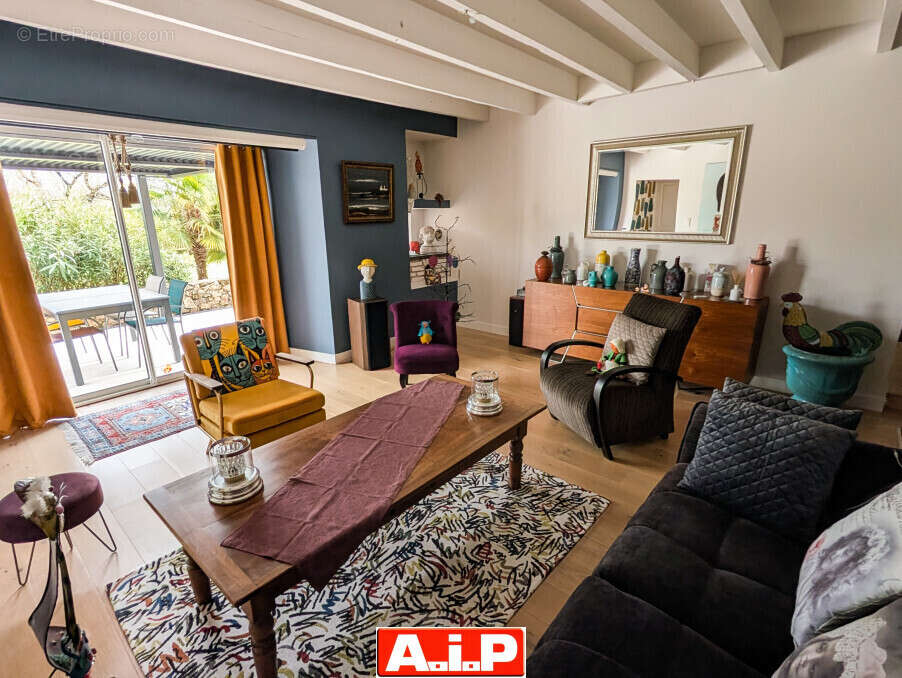 Maison à SAINT-MESMIN