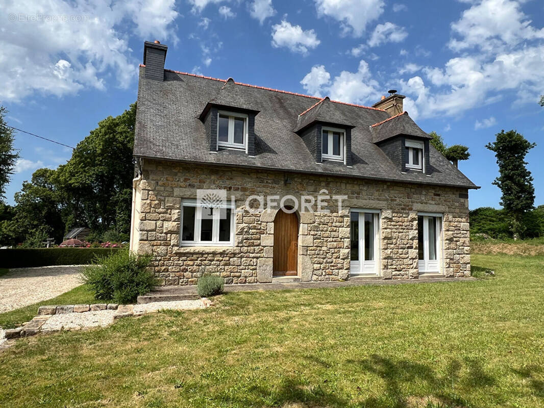 Maison à GUINGAMP