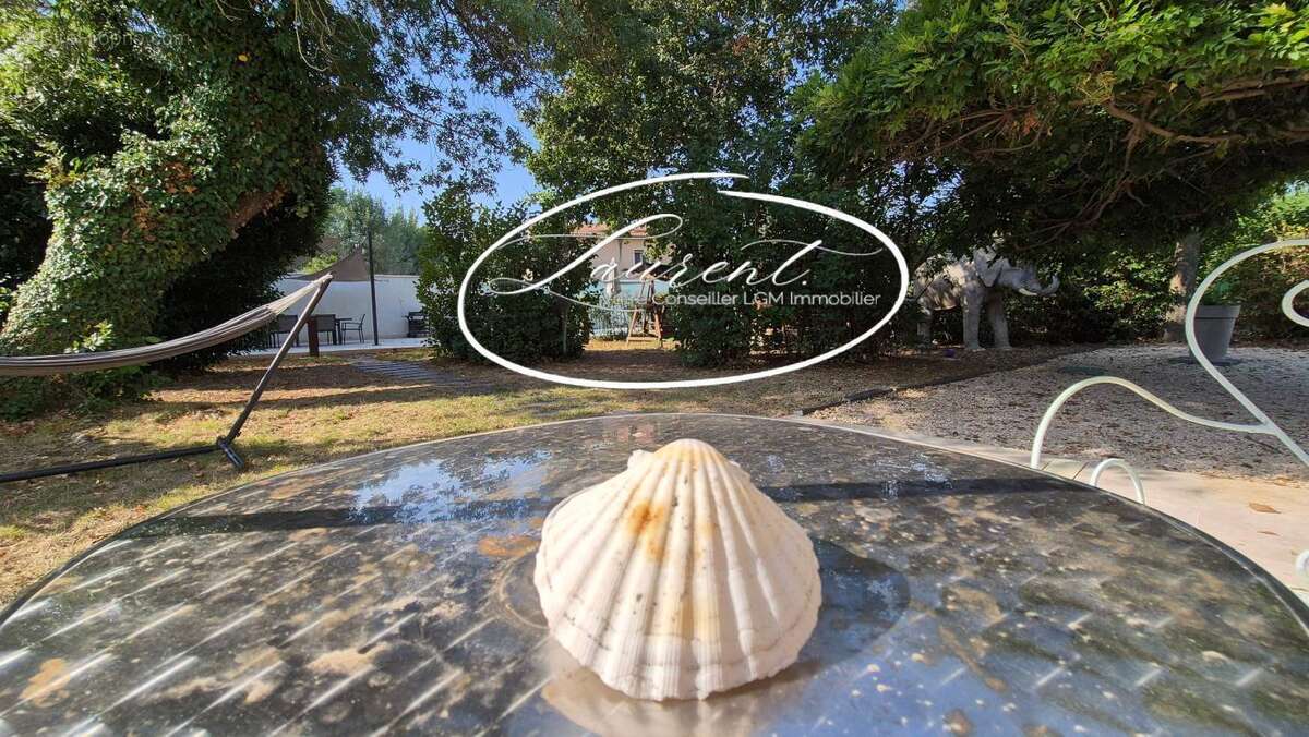 Maison à VEZENOBRES