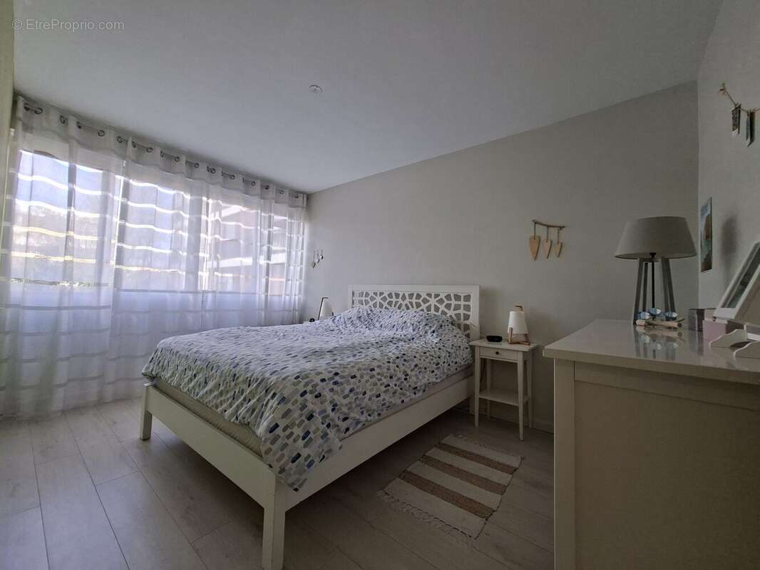 Appartement à FONTENAY-LE-FLEURY