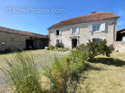 Maison à ESTIRAC