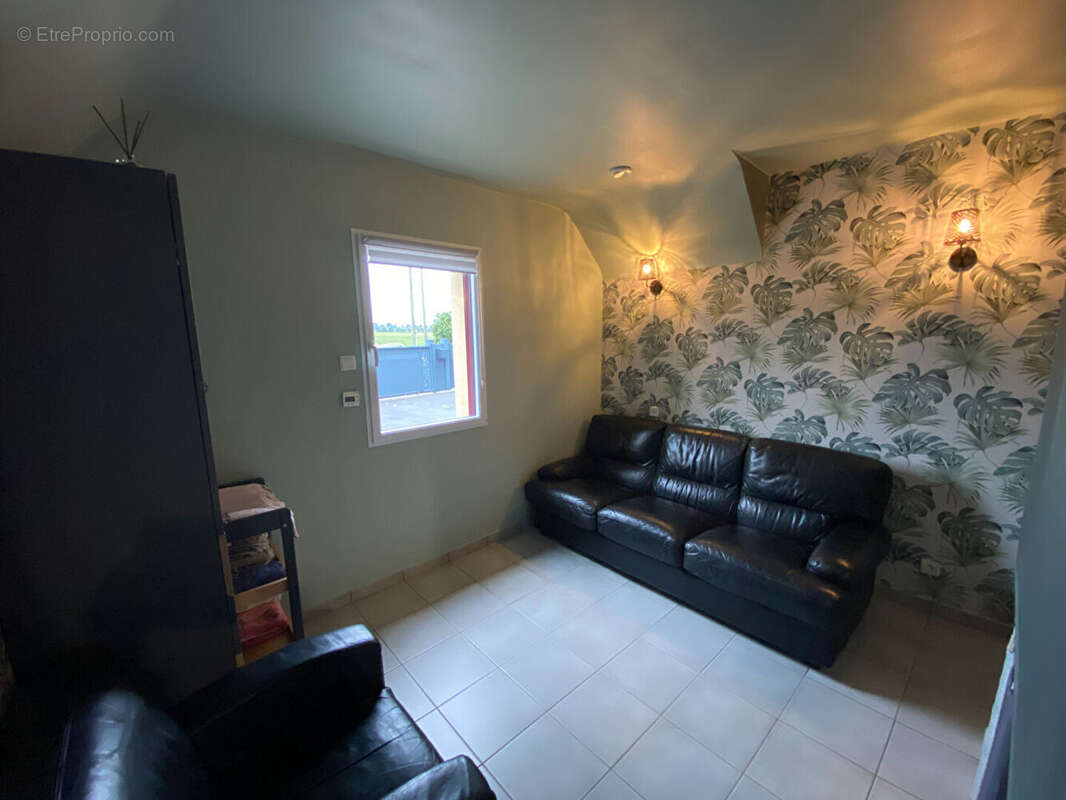 Maison à JUGON-LES-LACS