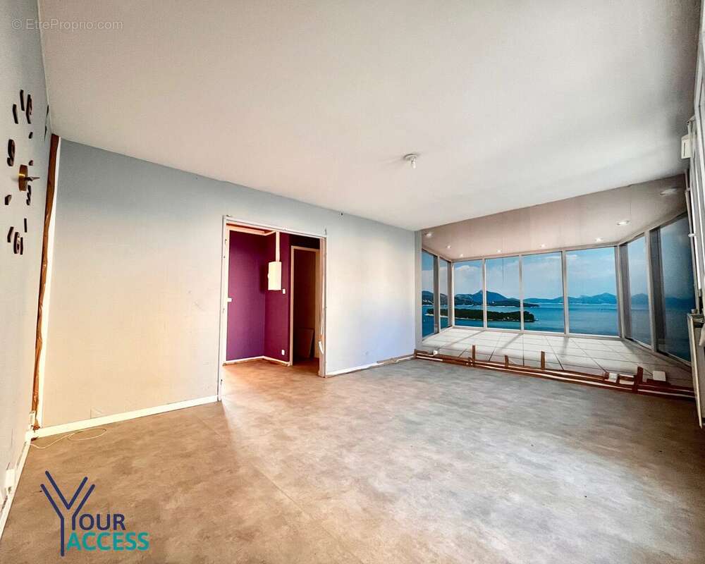 Appartement à MEYZIEU