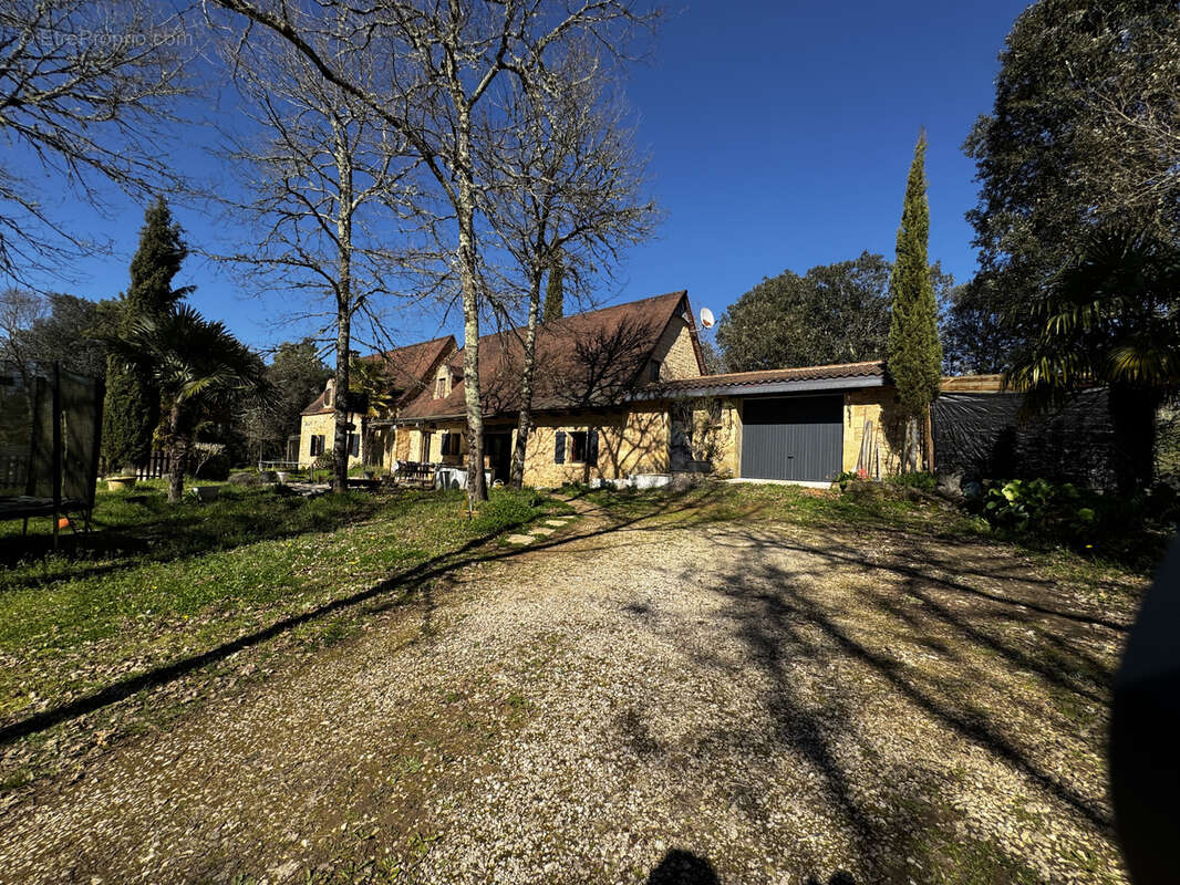Maison à SAINT-CIRQ-MADELON
