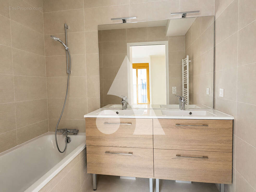 Appartement à SAINT-OUEN