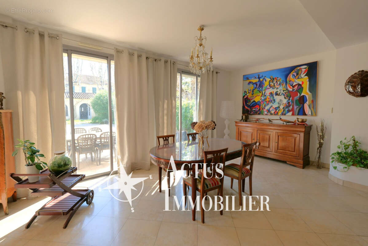 Maison à SALON-DE-PROVENCE