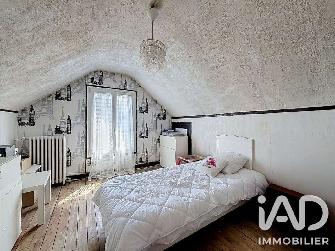 Maison 64 m² à Antony  - photo 7