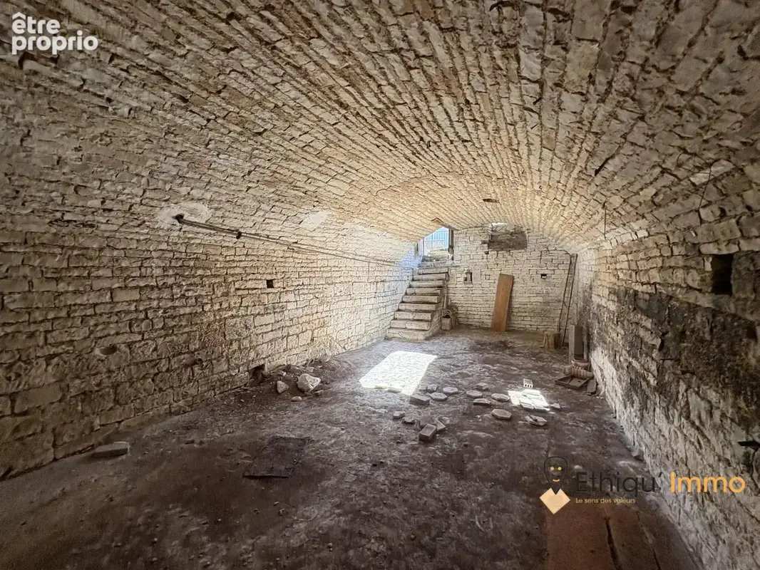 Maison 5 pièces 95 m² à vendre à Laferte-Sur-Aube (52120) - photo 3