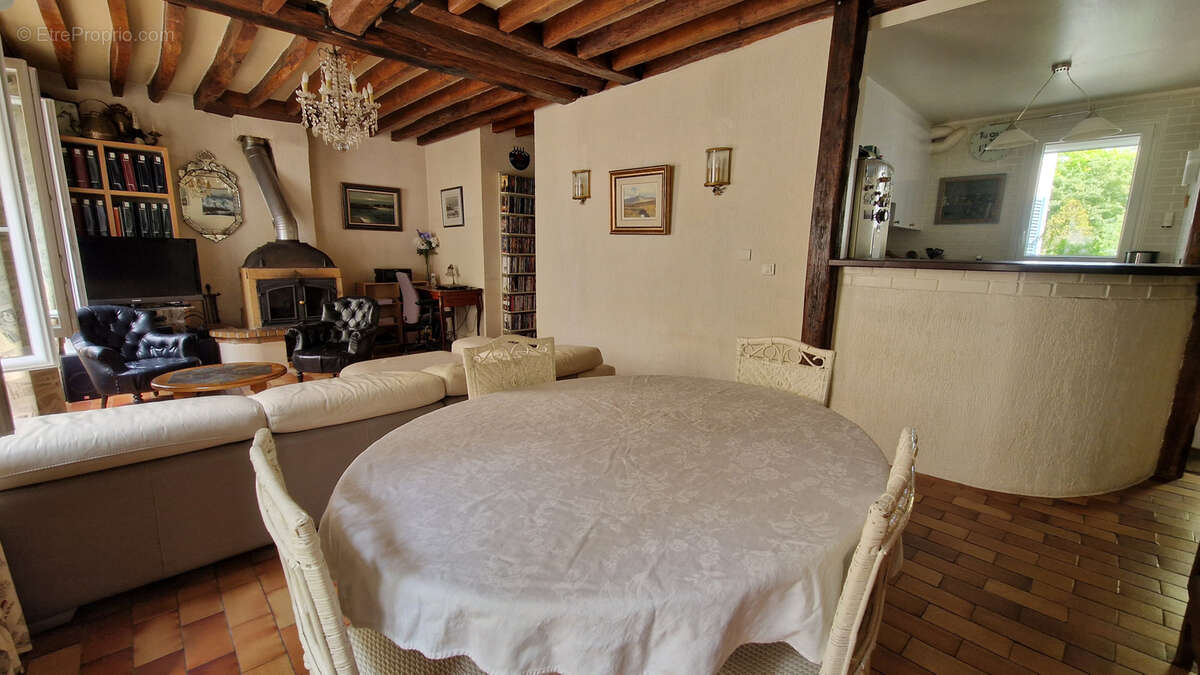 Appartement à RUEIL-MALMAISON