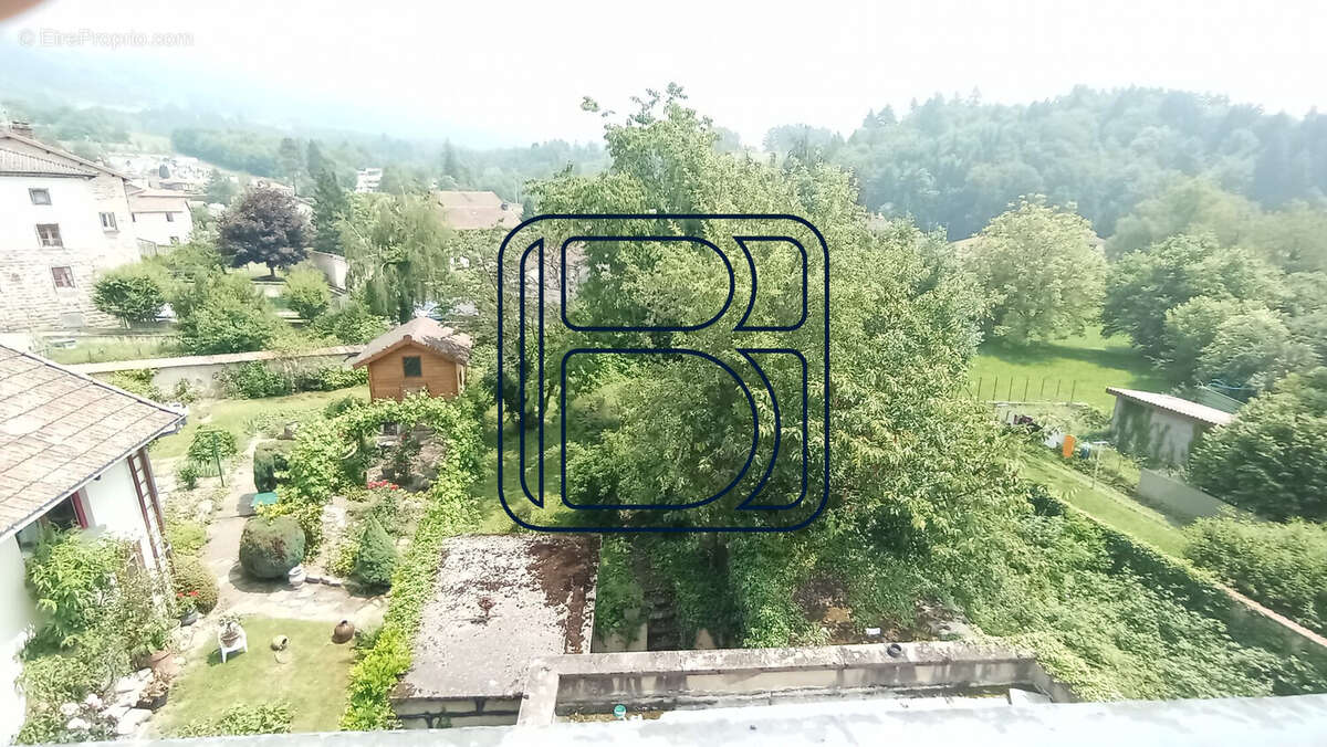 Maison à VERTOLAYE