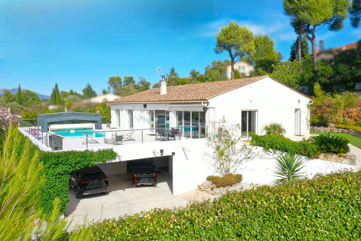 Maison à PEYMEINADE