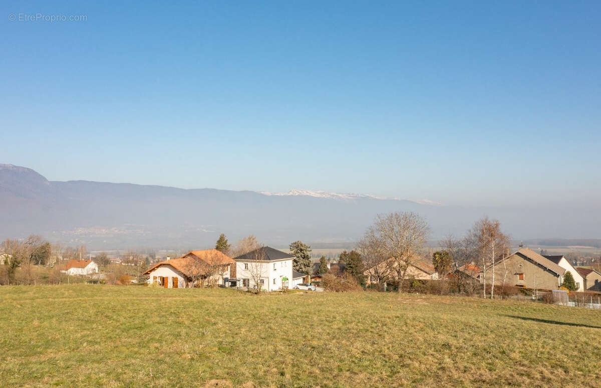 Appartement à DINGY-EN-VUACHE