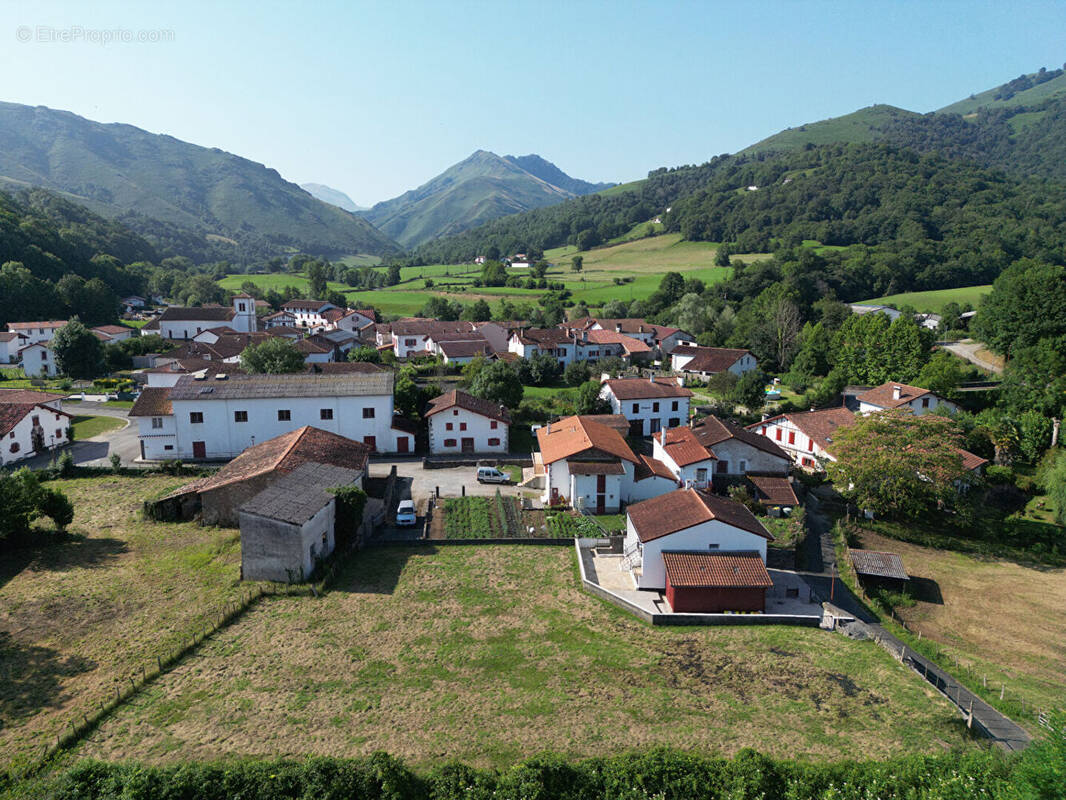 Maison à SAINT-JEAN-PIED-DE-PORT