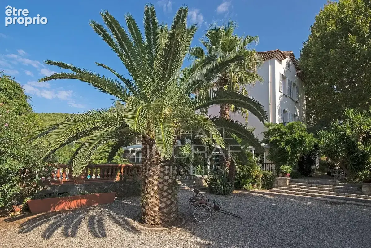 Bastide du XVIIIᵉ siècle au cœur d’une figueraie provençale - photo 6