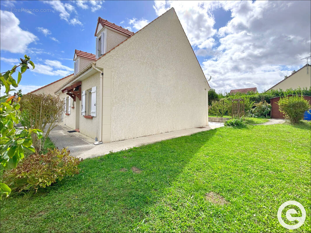 Maison à BRAY-SUR-SEINE