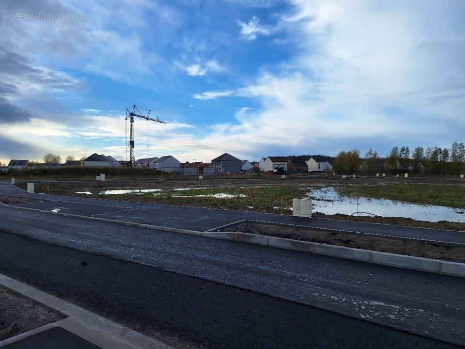 Terrain à OIGNIES