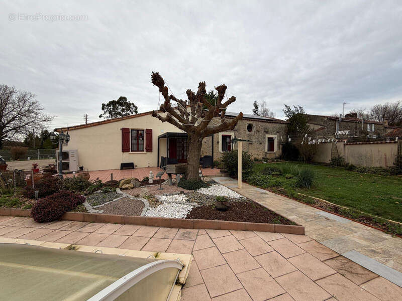 Maison à SAINT-VALERIEN