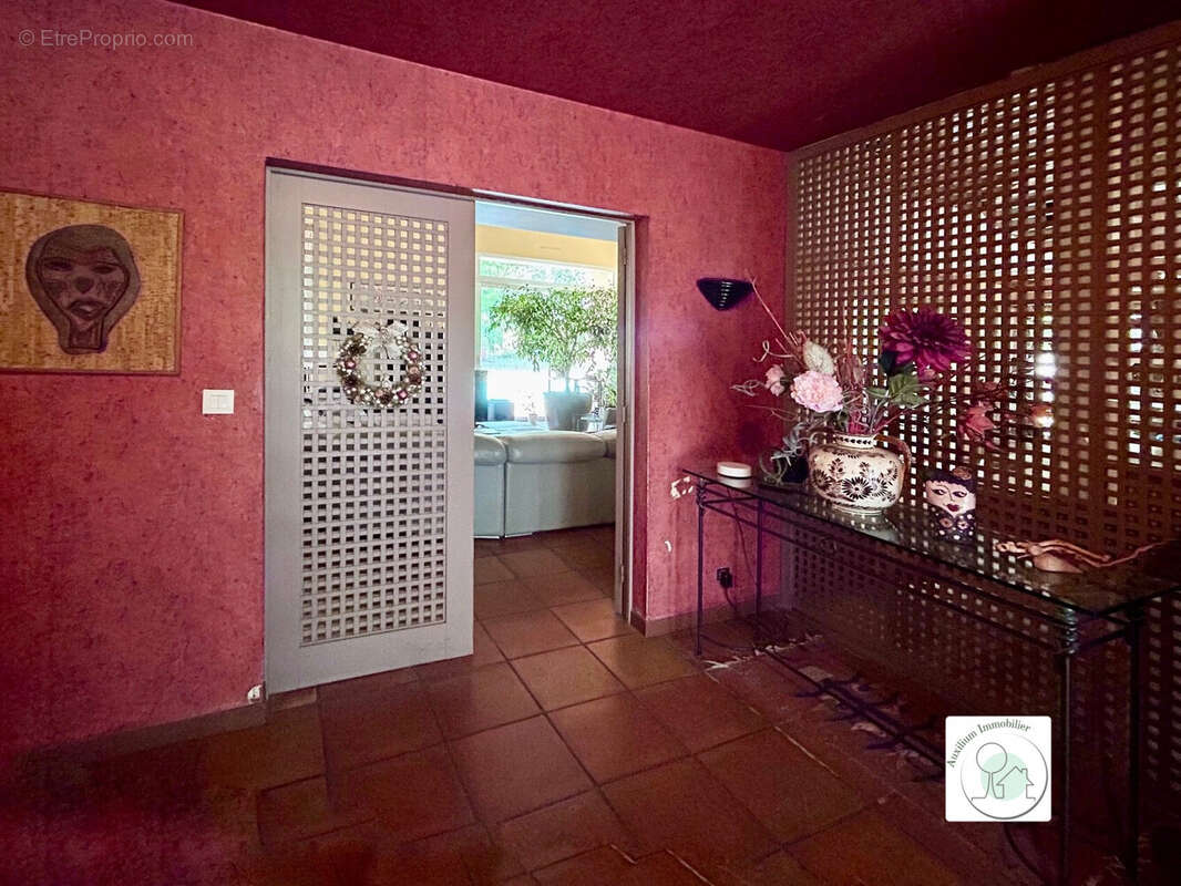 Maison 230 m² à Pugnac  - photo 5
