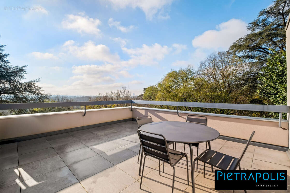 Appartement à RILLIEUX-LA-PAPE