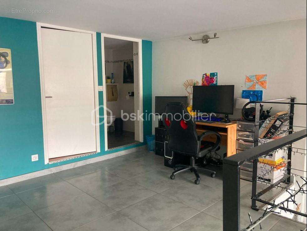 Appartement à BOURG-SAINT-ANDEOL