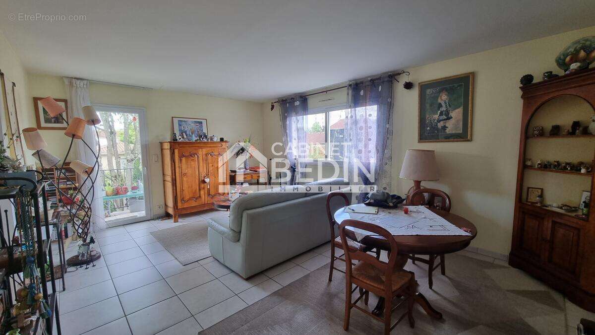 Appartement à LE BOUSCAT