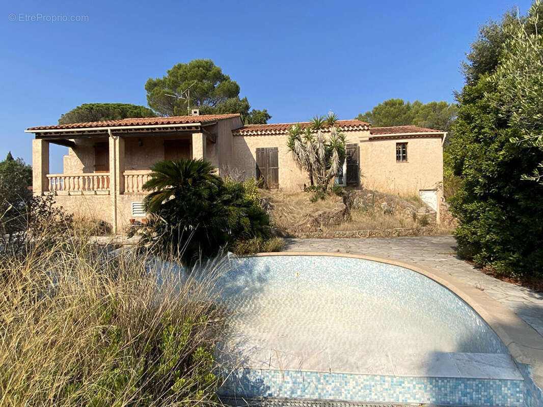 Maison à SAINT-RAPHAEL