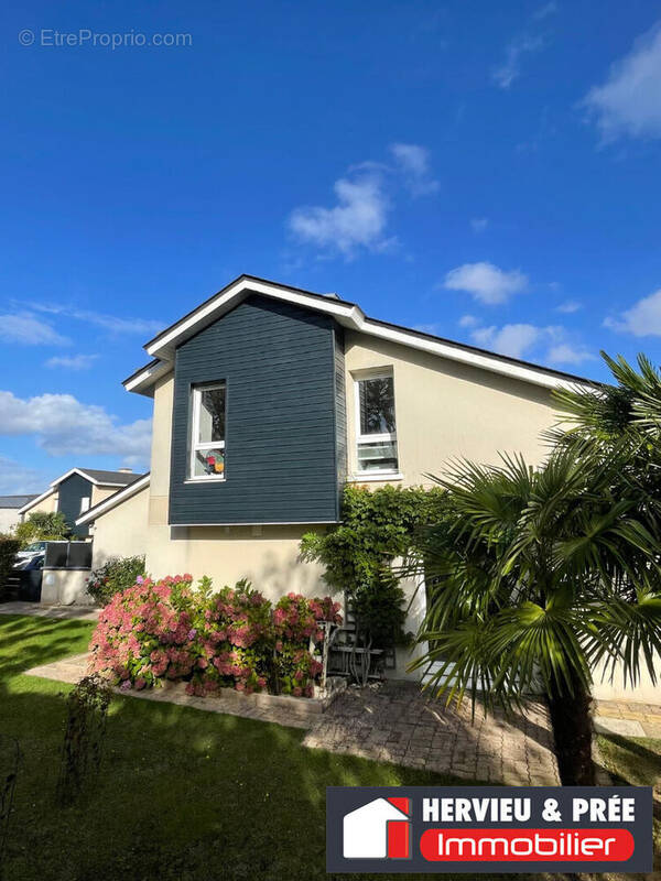 Maison à HEROUVILLE-SAINT-CLAIR