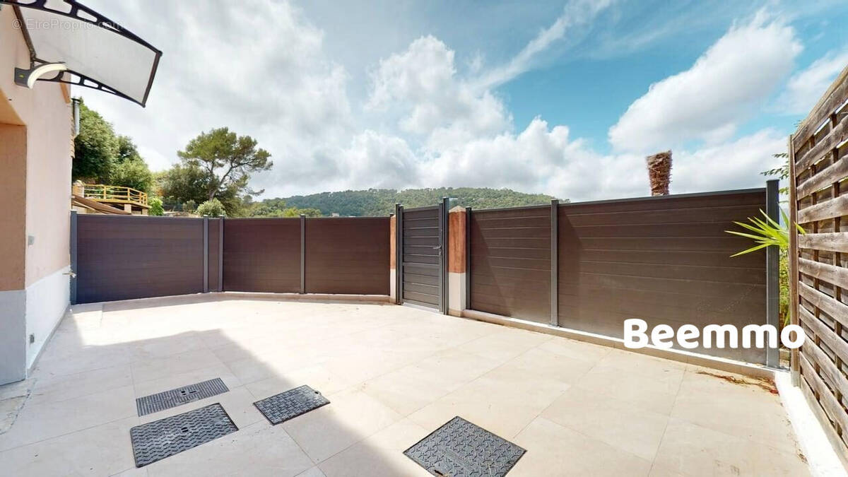 Appartement à LA TRINITE