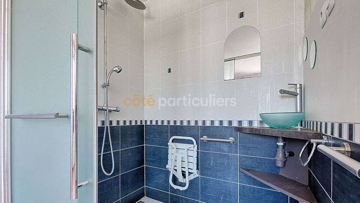 La roche-sur-yon -- maison 5 pieces -- 106 m2 -- jardin sans vis a vis -- grand garage - photo 10