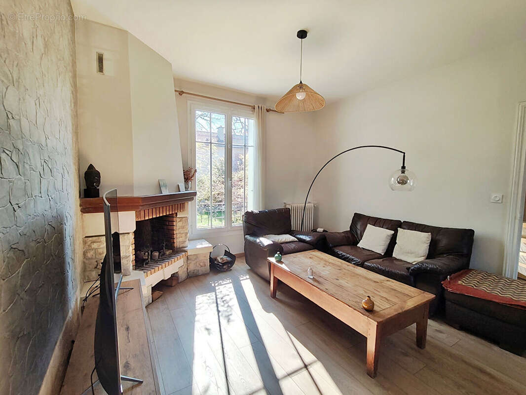 Maison à VILLEMOMBLE