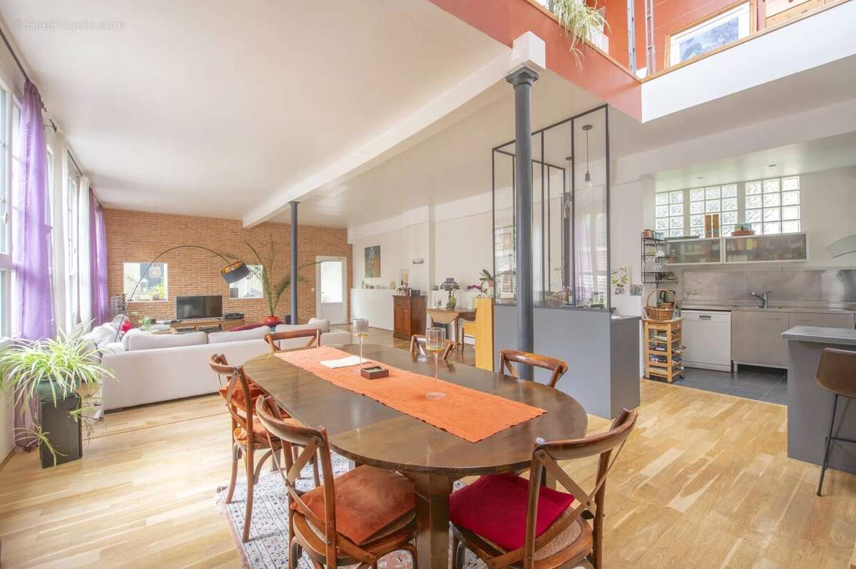 Appartement à CHAVILLE