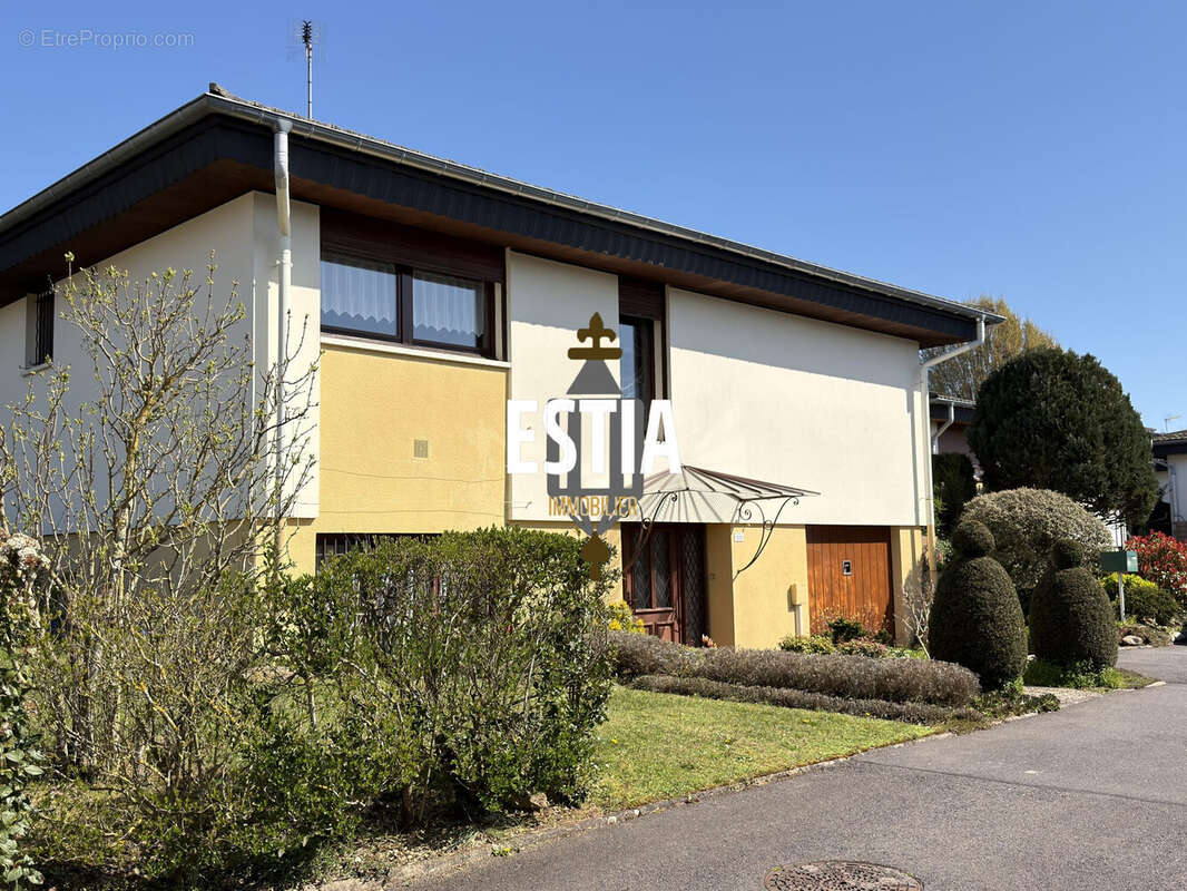 Maison à SEICHAMPS