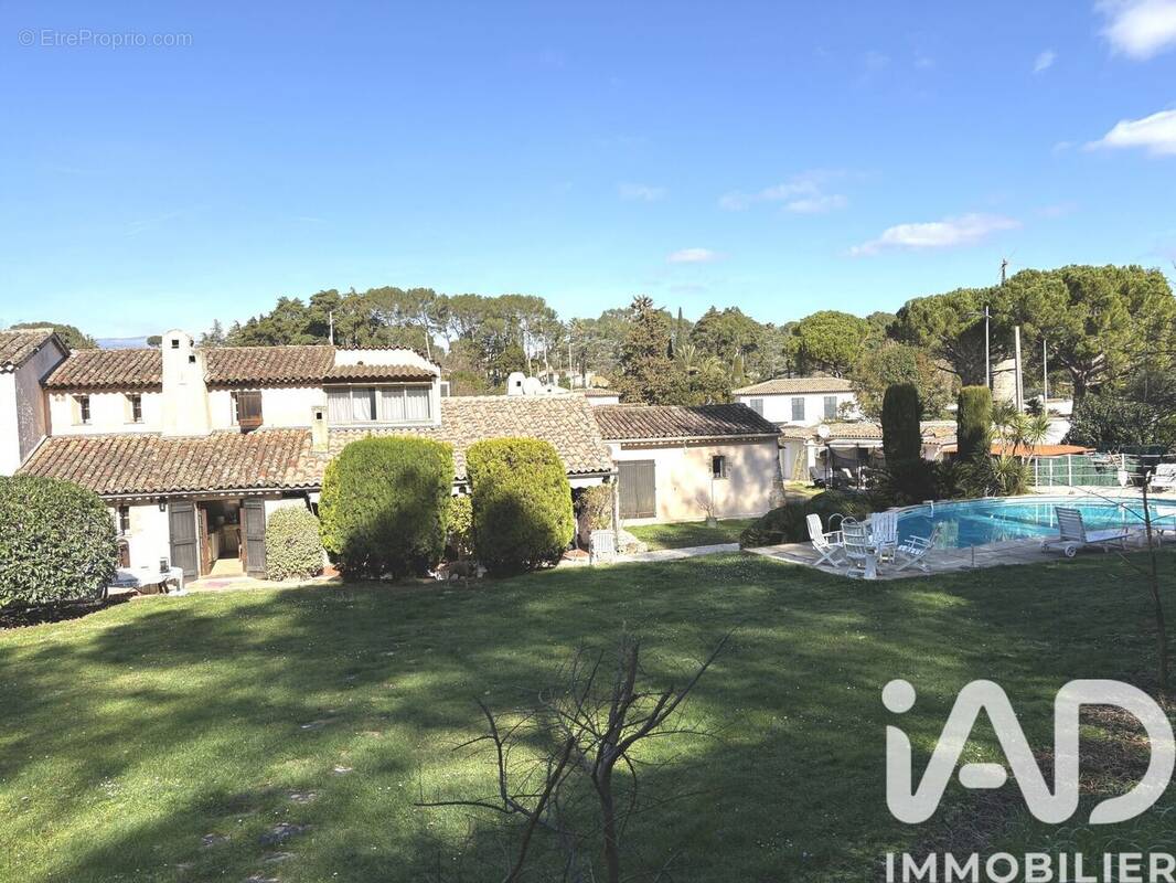 Photo 1 - Maison à MOUGINS