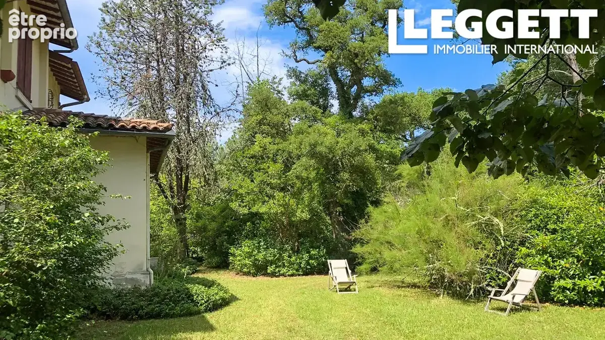 Maison de caractère de style basco-landais avec piscine sur 1,34 hectare, au calme dans un cadre boisé - photo 10
